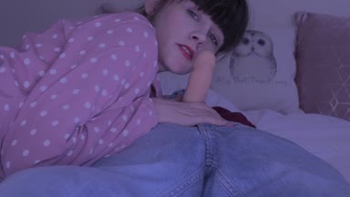 Sydney Harwin – Mommy Services Your Friends