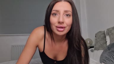 Tattooed Temptress – Obsessed with mommy’s ass