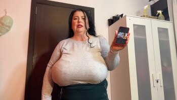 NatalieBigTits – Mommy Caught You Masturbating on Her Pic