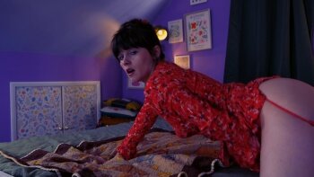 Sydney Harwin – The Stranger In Mommy’s Bed