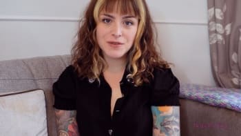 Molly Darling – Sweet Dreams of Mommy